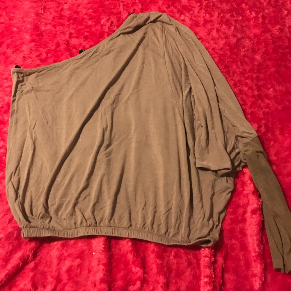 Bebe Off The Shoulder Top & Olive Olivia Top